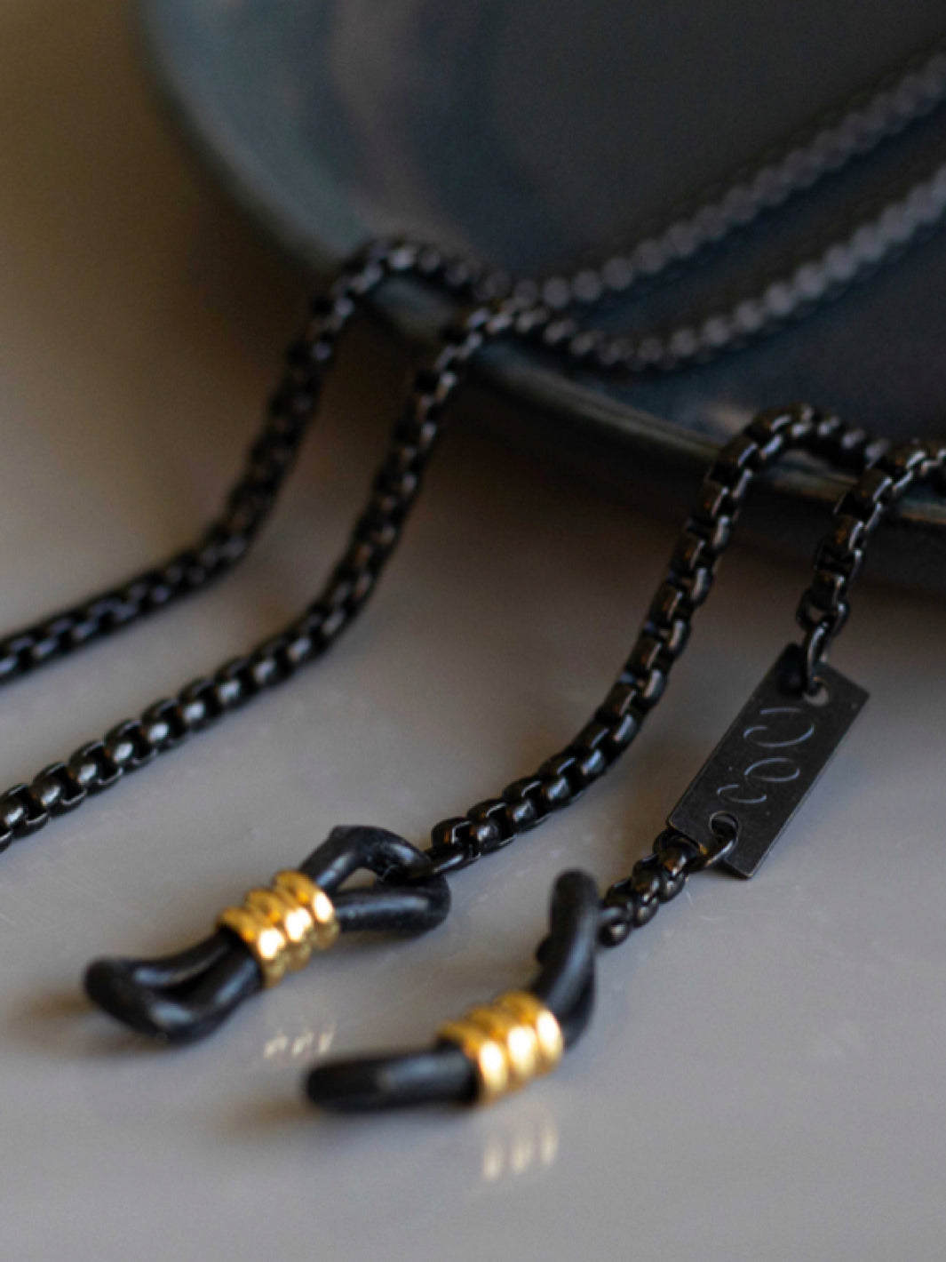 Mister Black medium | Sunny Cords Unisex